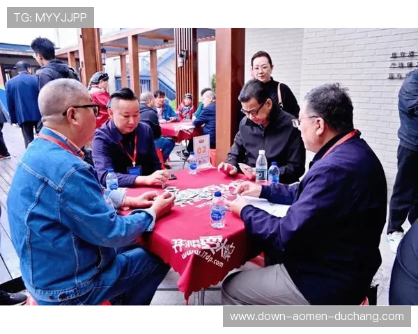 专业打造真人版斗地主平台，提供高清画质和流畅操作体验让你沉浸其中